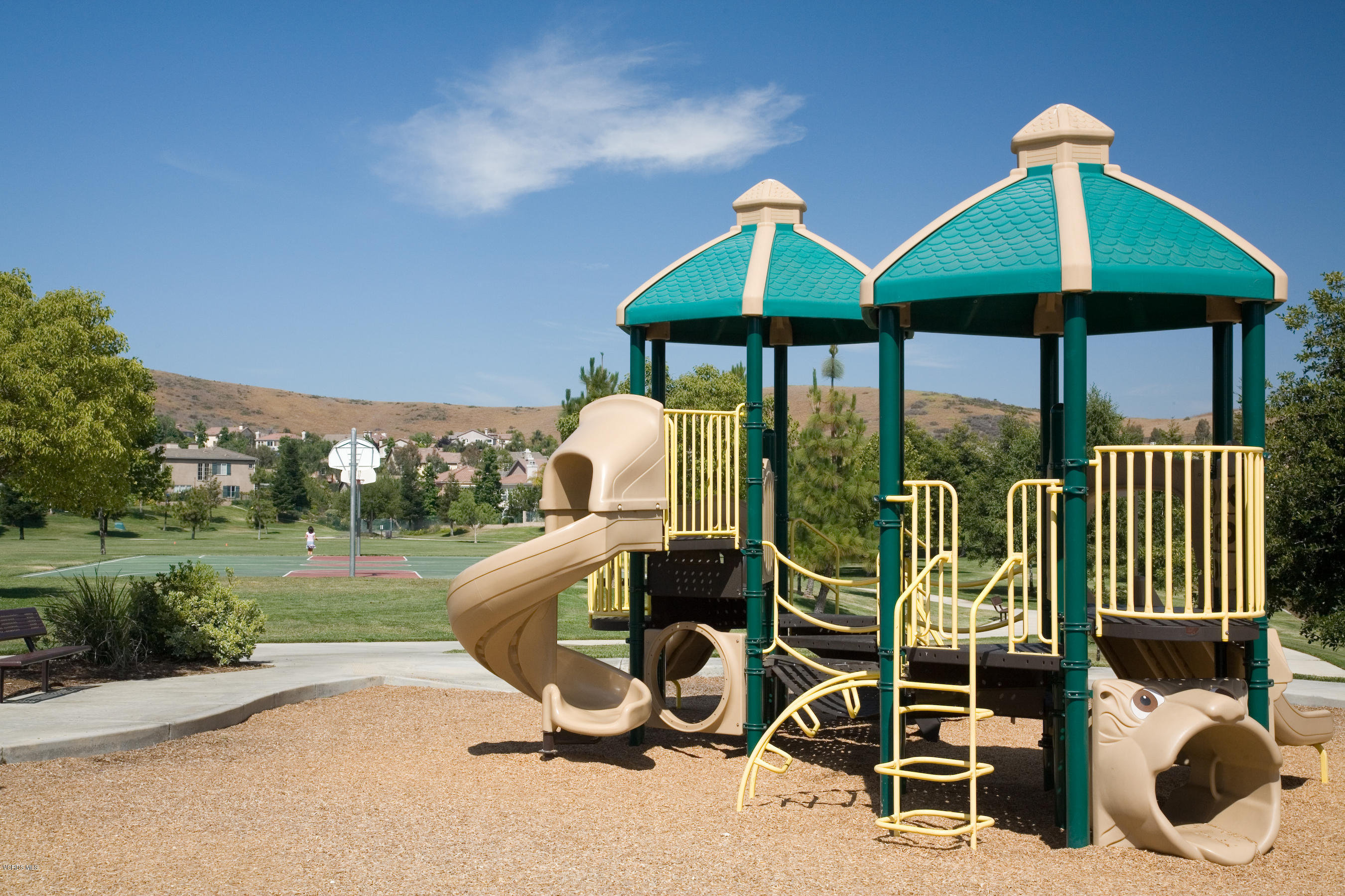 258 Spruce Circle Simi Valley, CA 93065 - Photo 43 of 46 an ocean view with sitting space