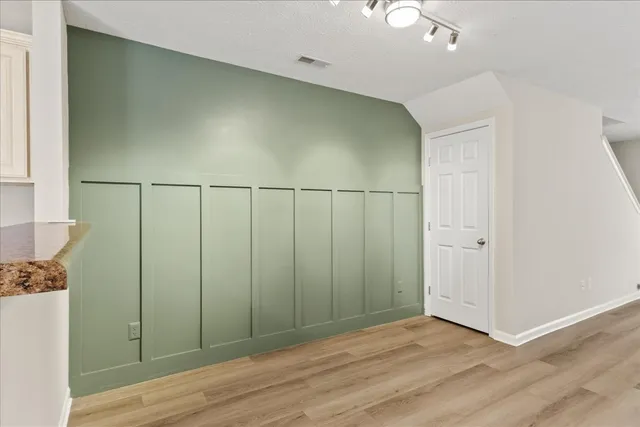 $323,400 | 3085 Harpeth Springs Drive, Nashville, TN 37221