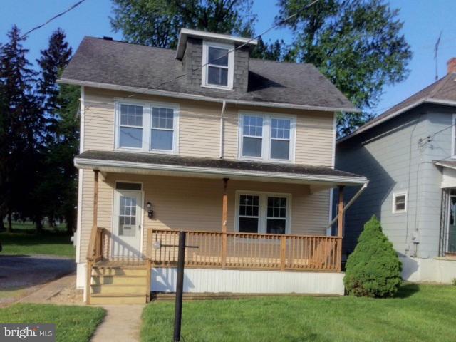 210 Roxbury Road Shippensburg, PA 17257 - Photo 4 of 14 Exterior (Front)