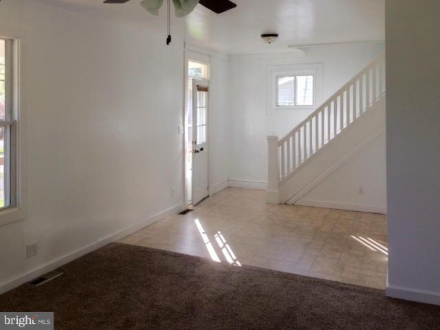 210 Roxbury Road Shippensburg, PA 17257 - Photo 7 of 14 Living Room