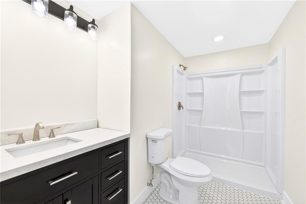 3175 Harts Run Road Glenshaw, PA 15116 - Photo 20 of 35 Hall Bath