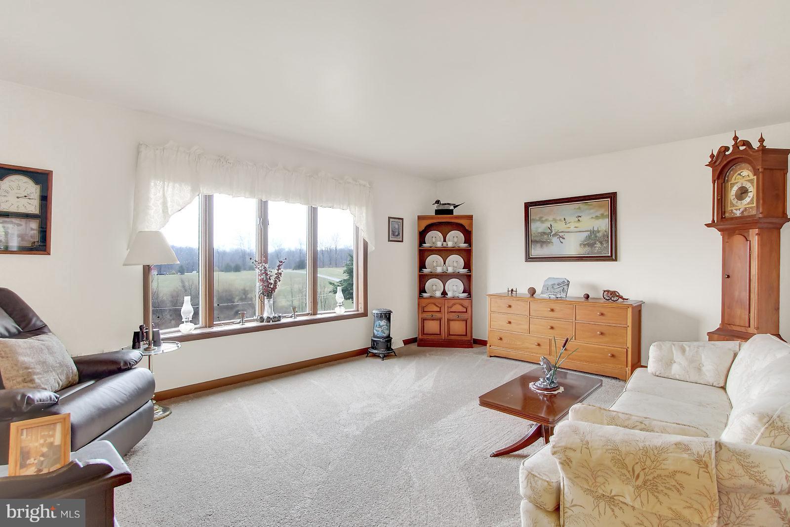 12380 High Point Road Felton, PA 17322 - Photo 4 of 36