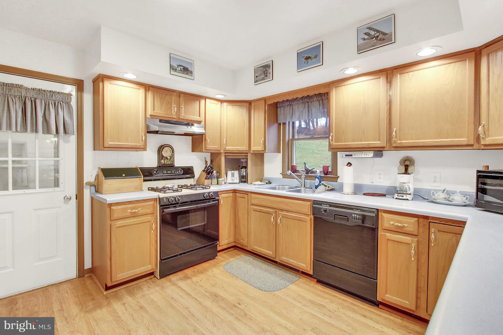 12380 High Point Road Felton, PA 17322 - Photo 8 of 36