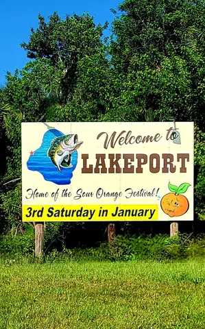 $249,900 | 1025 Roberts Lane Northeast, Moore Haven, FL 33471