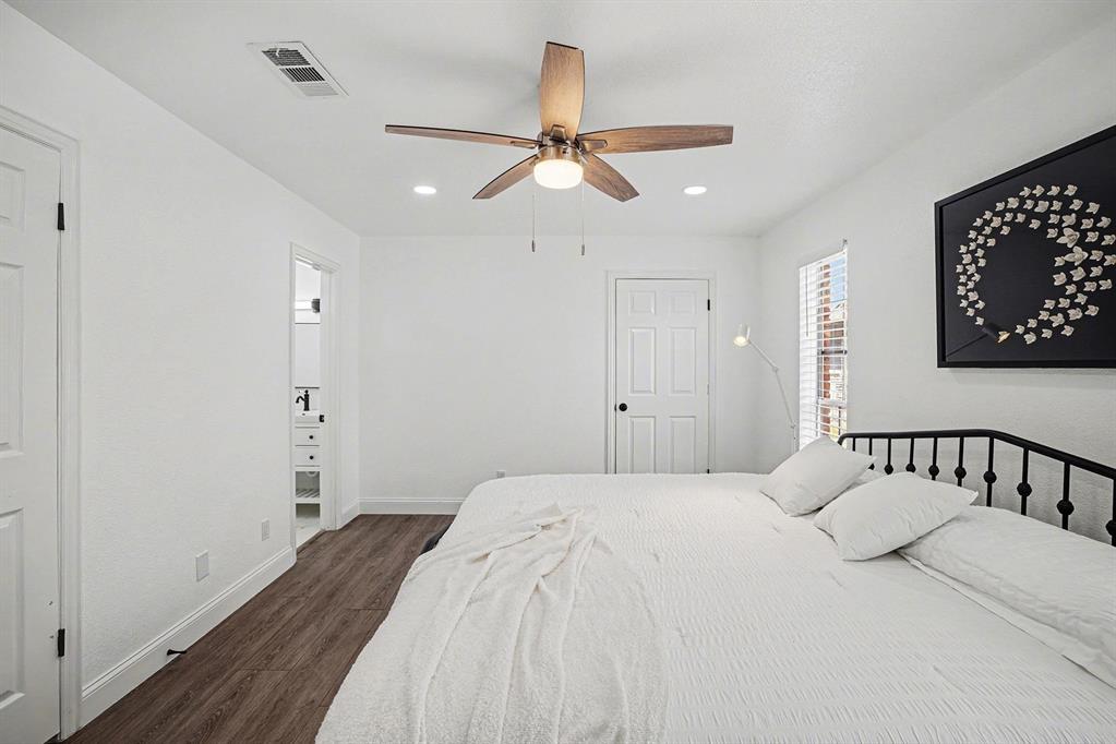 718 East Pecan Street, Unit 718 Hurst, TX 76053 - Photo 22 of 27