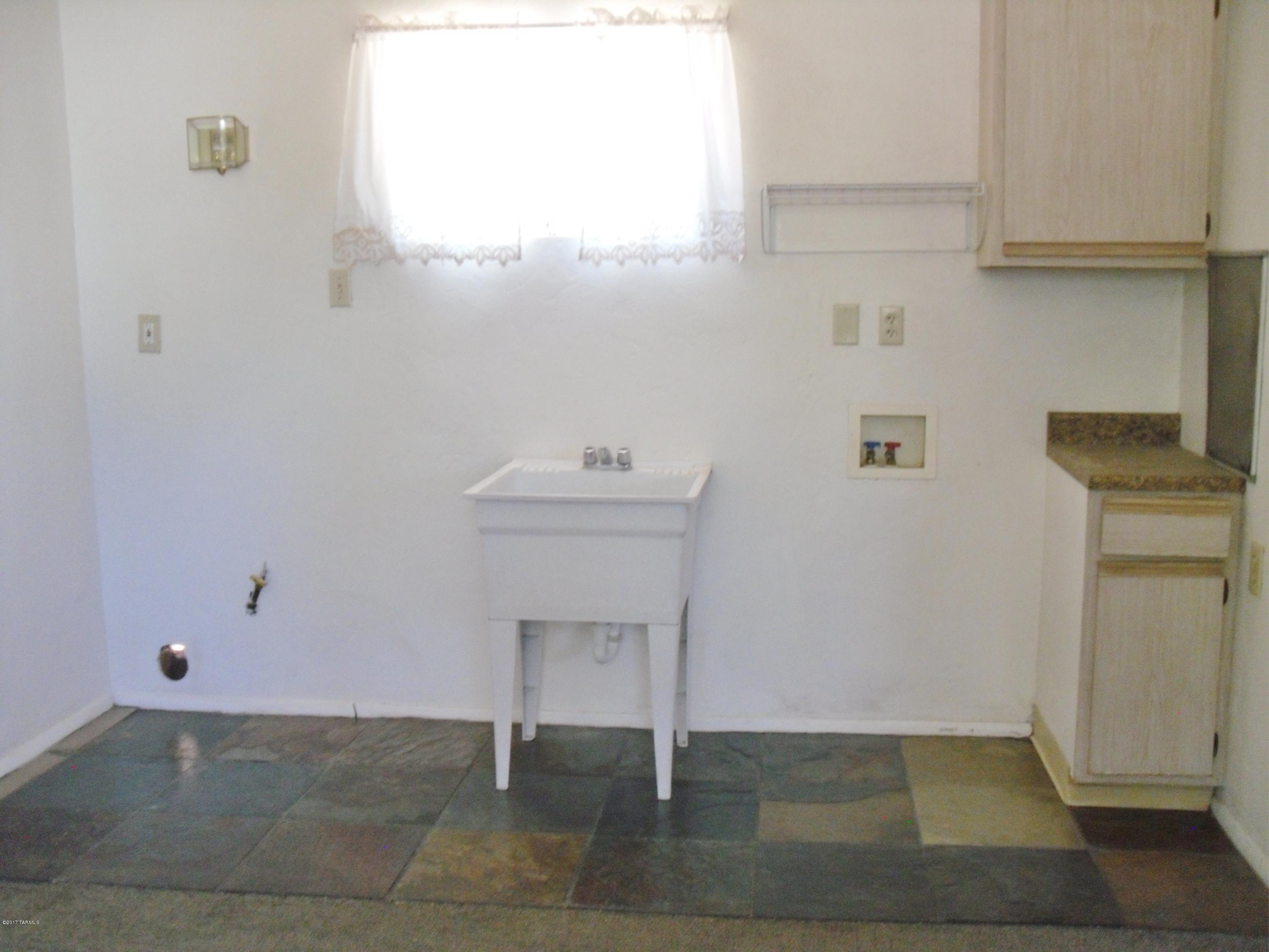 211 East Navajo Road Tucson, AZ 85705 - Photo 27 of 32 Gallery Image 27