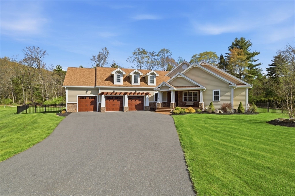 8 Fitch Farm Road Southampton, MA 01073 - Photo 1 of 42 Gallery Image 1