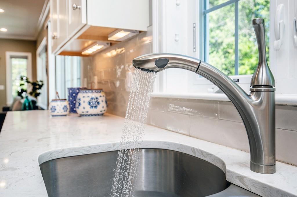 3 Tufts Road Woburn, MA 01801 - Photo 12 of 42