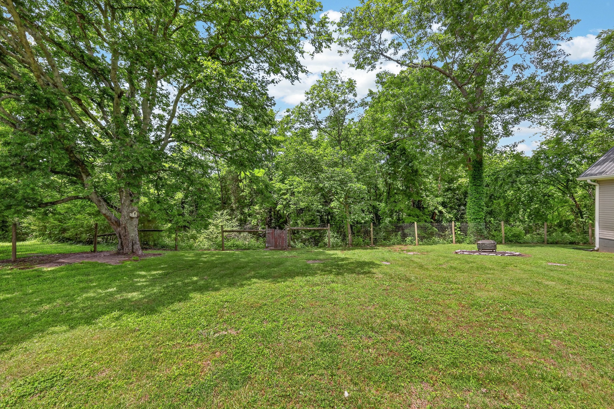 111 Goodner Lane Alexandria, TN 37012 - Photo 6 of 45