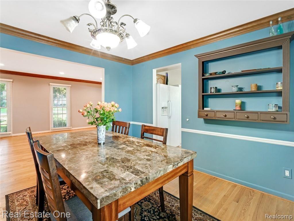 948 Aspen Drive Rochester, MI 48307 - Photo 8 of 22 DSC03935.jpg