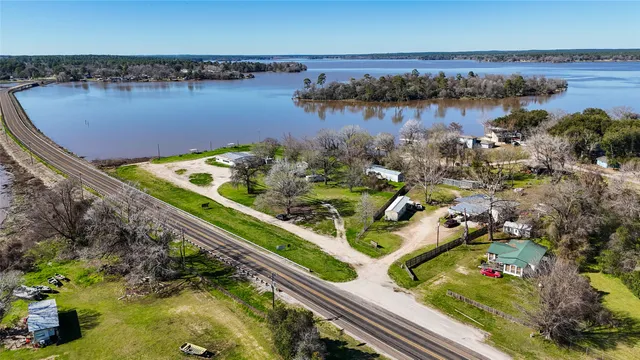 $529,999 | 224 Steinback Avenue, Trinity, TX 75862