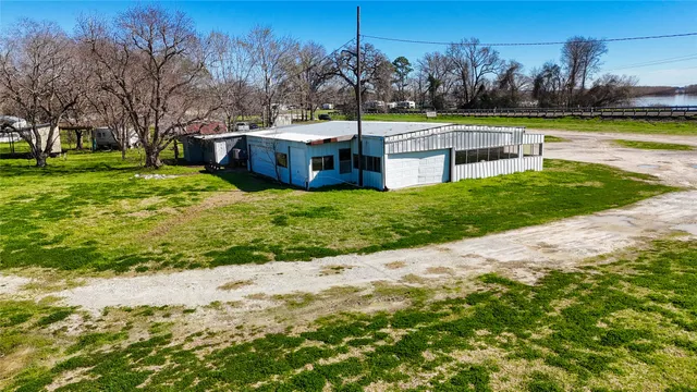 $529,999 | 224 Steinback Avenue, Trinity, TX 75862