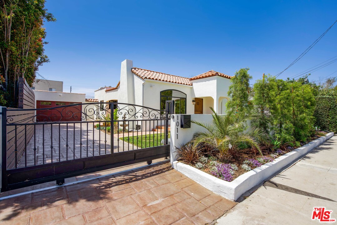 1011 Superba Avenue Venice, CA 90291 - Photo 20 of 20