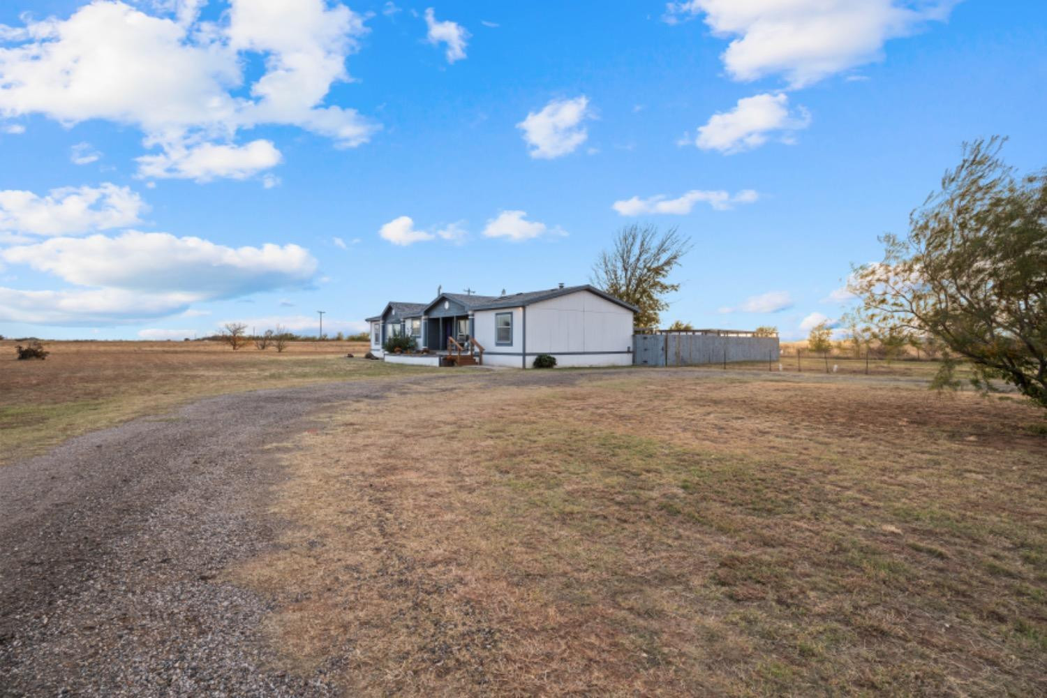 6007 County Road 6300 Lubbock, TX 79416 - Photo 3 of 27 Photo 3