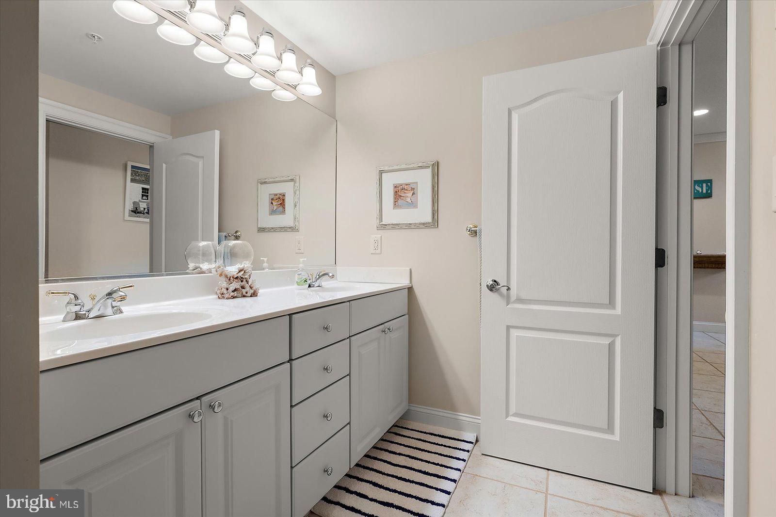 12901 Old Bridge Road, Unit PH3 3 Ocean City, MD 21842 - Photo 46 of 91