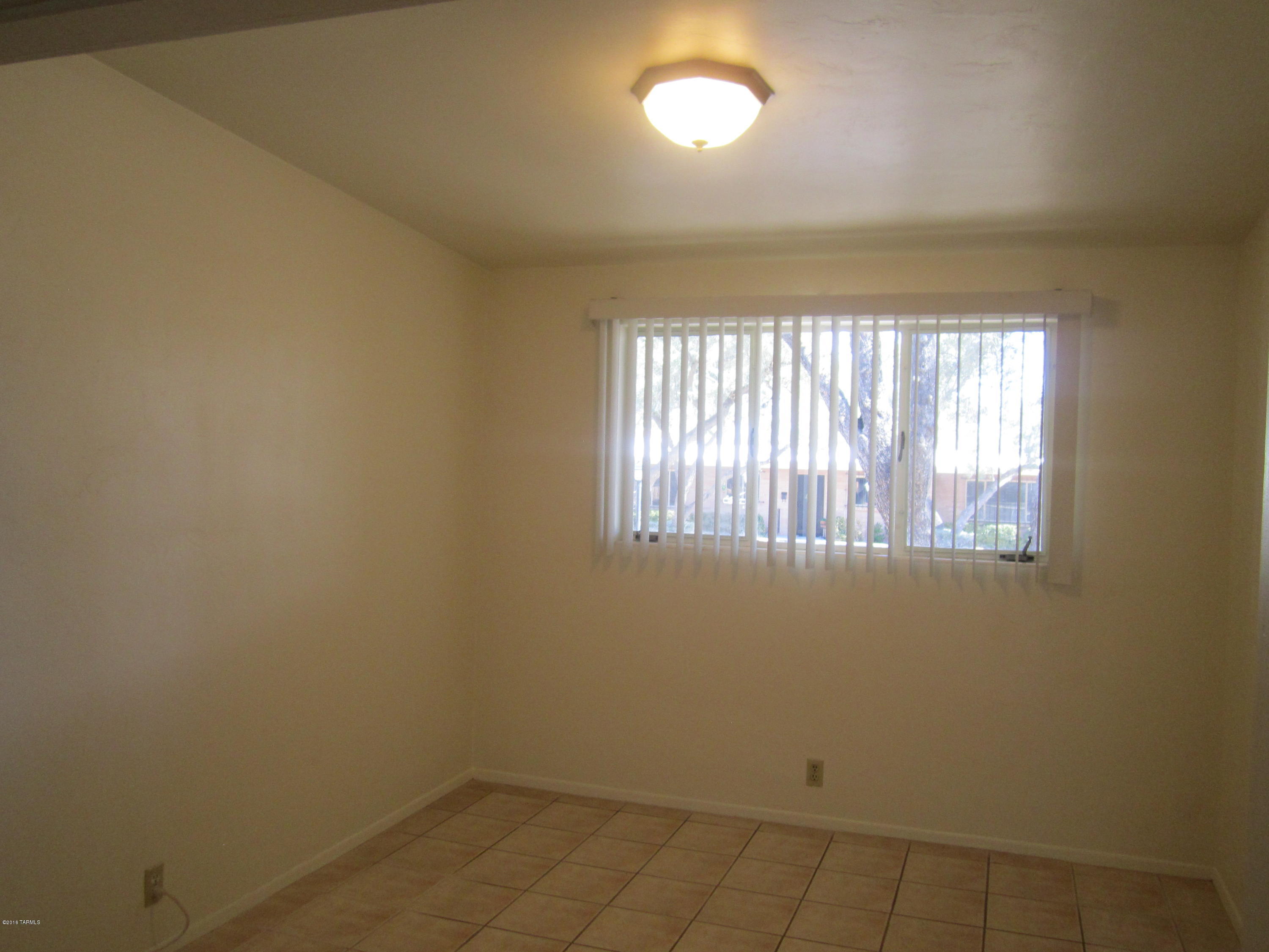 1938 West Anklam Road, Unit 9 Tucson, AZ 85745 - Photo 6 of 15