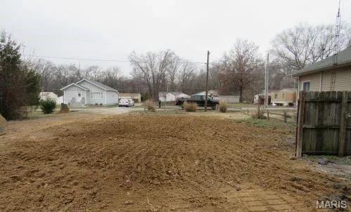 $14,900 | 38 Missouri Street, Pinckneyville, IL 62274