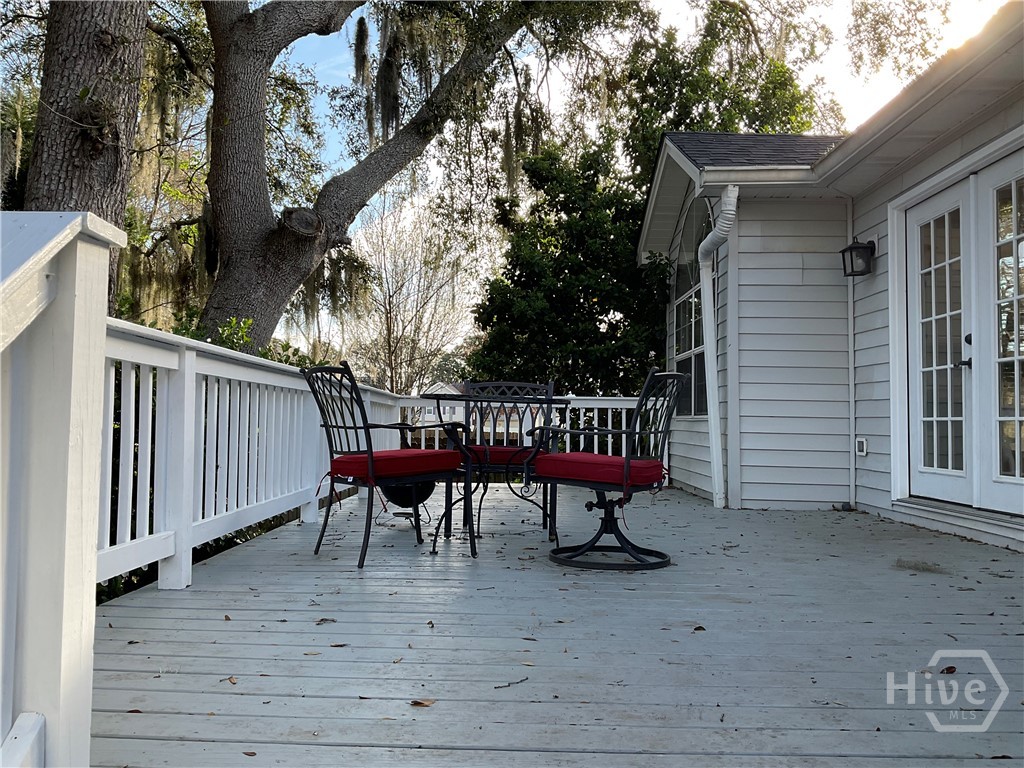 8 Runner Road Savannah, GA 31410 - Photo 11 of 35