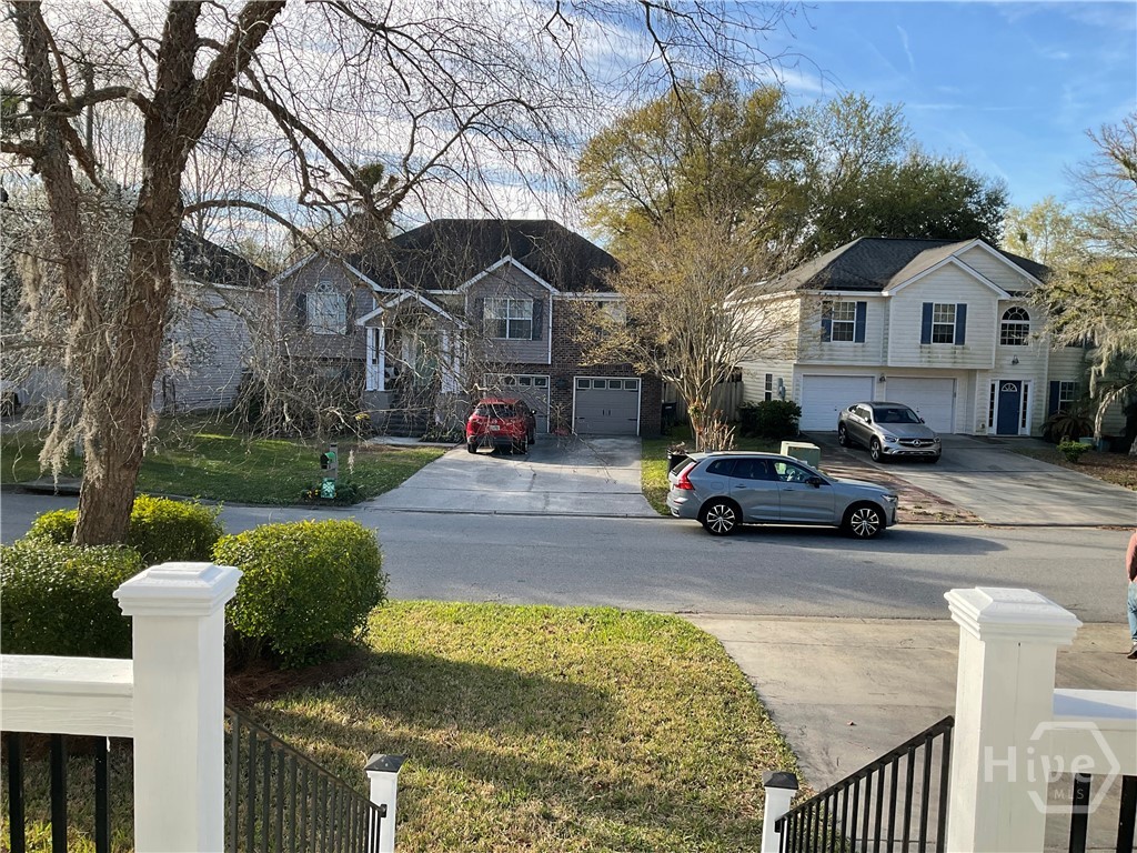8 Runner Road Savannah, GA 31410 - Photo 6 of 35 street view