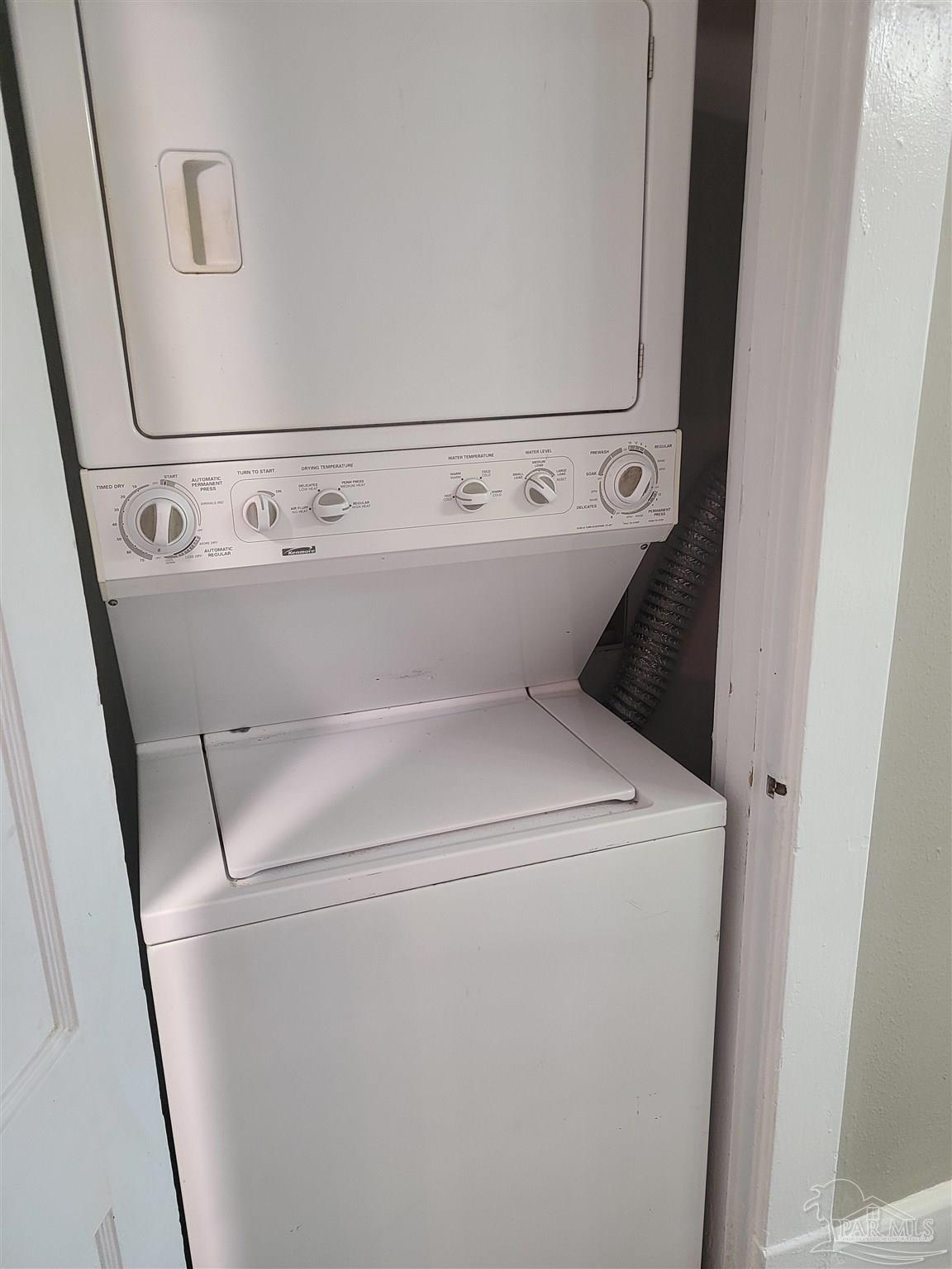 504 North Spring Street, Unit A Pensacola, FL 32501 - Photo 13 of 16