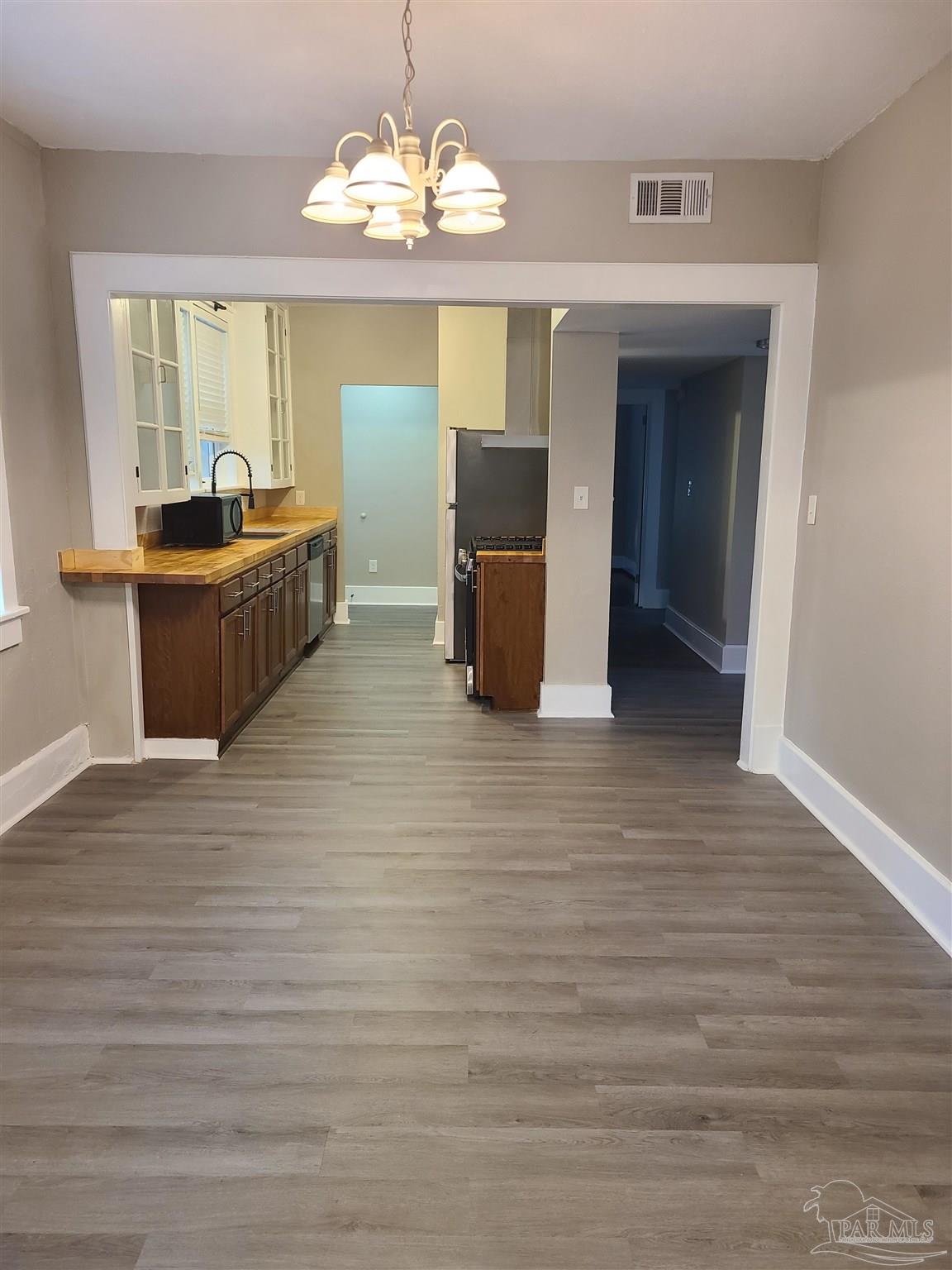 504 North Spring Street, Unit A Pensacola, FL 32501 - Photo 4 of 16