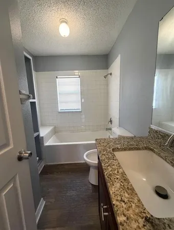 $2,250 | 1553 31st Street, Sarasota, FL 34234