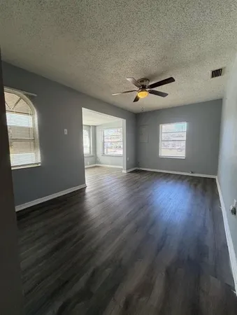 $2,250 | 1553 31st Street, Sarasota, FL 34234