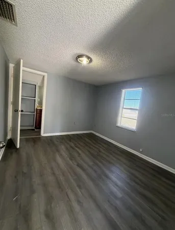 $2,250 | 1553 31st Street, Sarasota, FL 34234