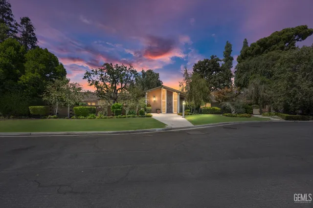 $1,750,000 | Undisclosed Address, Bakersfield, CA 93309