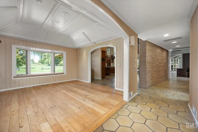 $1,750,000 | Undisclosed Address, Bakersfield, CA 93309