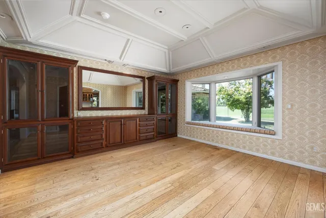 $1,750,000 | Undisclosed Address, Bakersfield, CA 93309