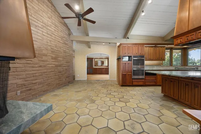 $1,750,000 | Undisclosed Address, Bakersfield, CA 93309