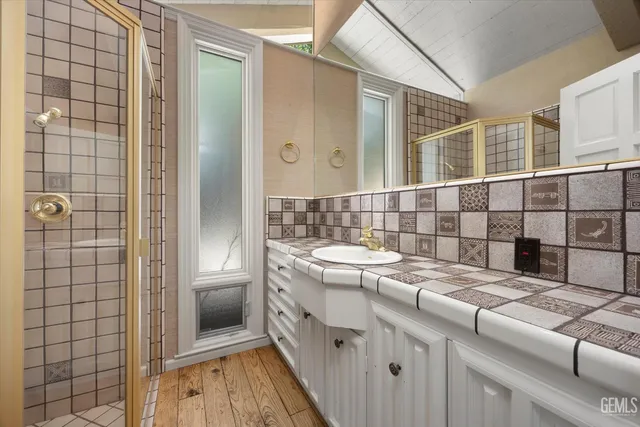 $1,750,000 | Undisclosed Address, Bakersfield, CA 93309