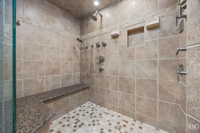 $1,750,000 | Undisclosed Address, Bakersfield, CA 93309