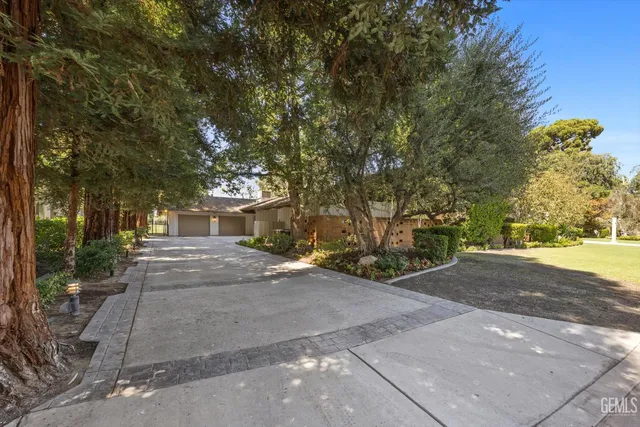 $1,750,000 | Undisclosed Address, Bakersfield, CA 93309