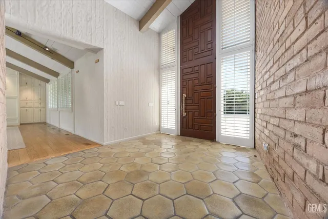 $1,750,000 | Undisclosed Address, Bakersfield, CA 93309