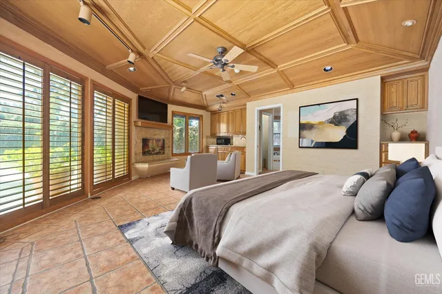 $1,750,000 | Undisclosed Address, Bakersfield, CA 93309