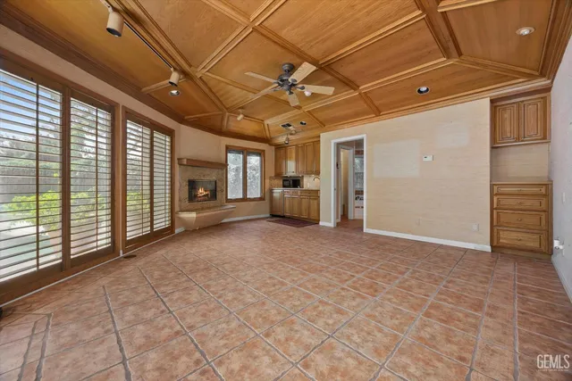 $1,750,000 | Undisclosed Address, Bakersfield, CA 93309