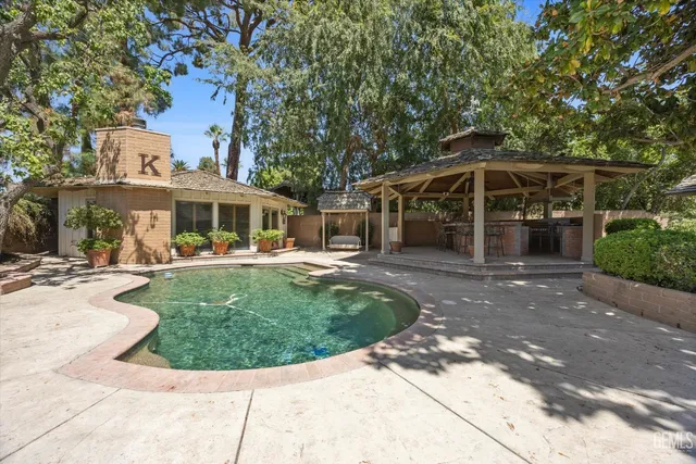 $1,750,000 | Undisclosed Address, Bakersfield, CA 93309