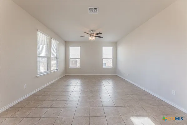 $1,800 | 5205 Azura Way, Killeen, TX 76549