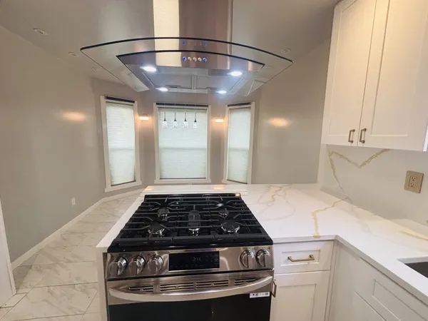 $1,800 | 13323 Carvel Lane, Houston, TX 77083