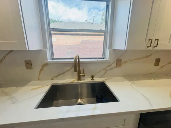 $1,800 | 13323 Carvel Lane, Houston, TX 77083