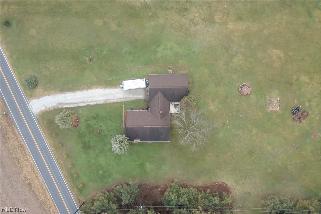 959 Griggy Road Mogadore, OH 44260 - Photo 3 of 16