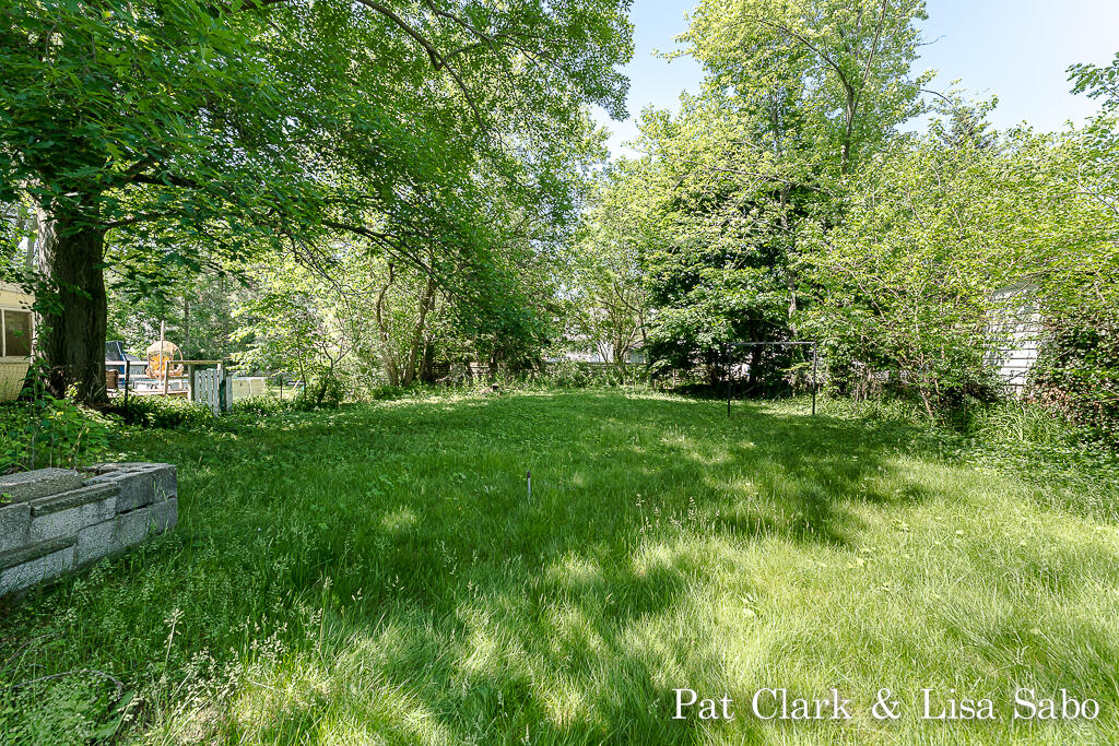 515 East Exchange Street Spring Lake, MI 49456 - Photo 27 of 27 515Exchange03Lores