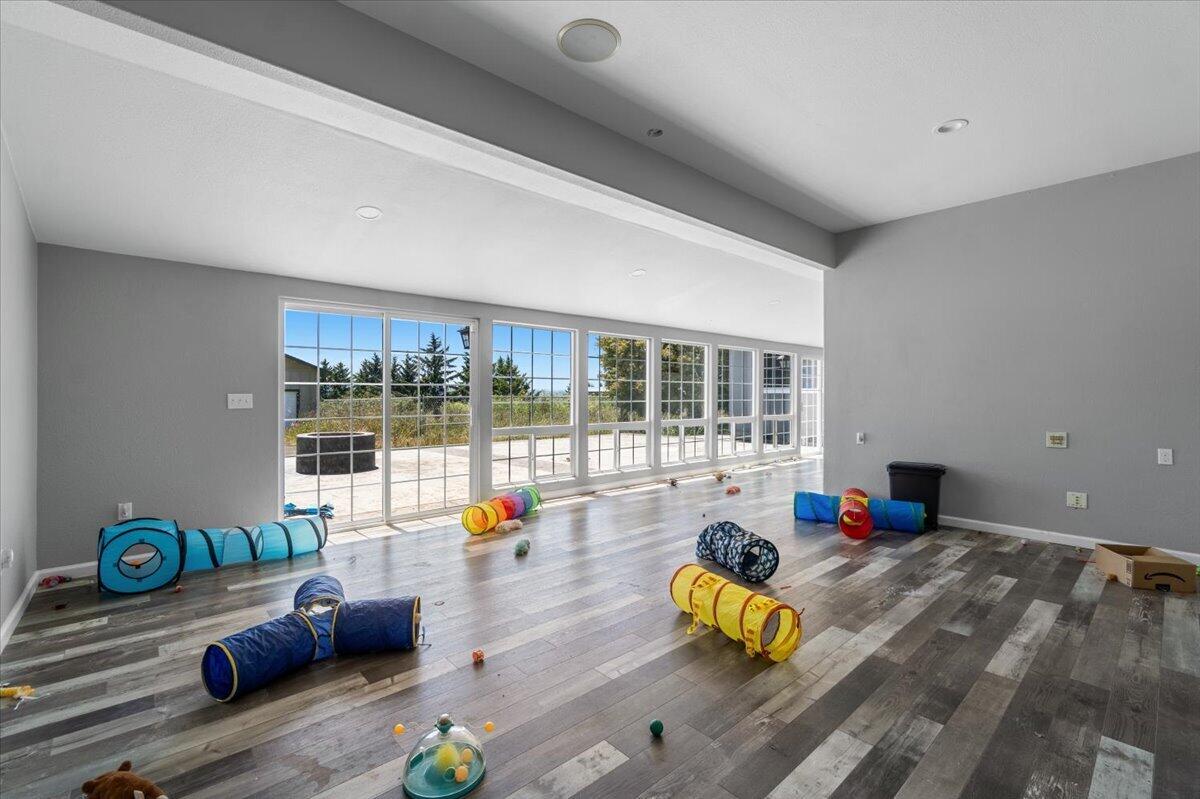 1770 Tompkins Hill Road Fortuna, CA 95540 - Photo 13 of 37