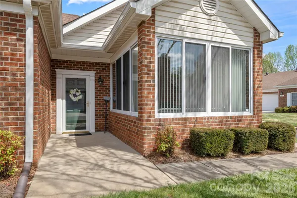 $399,000 | 8185 Windsor Ridge Drive, Charlotte, NC 28277