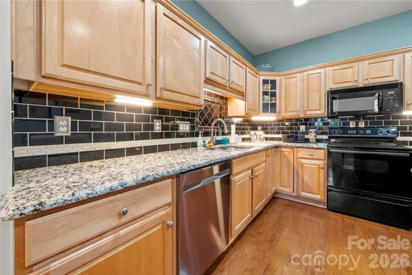 $399,000 | 8185 Windsor Ridge Drive, Charlotte, NC 28277