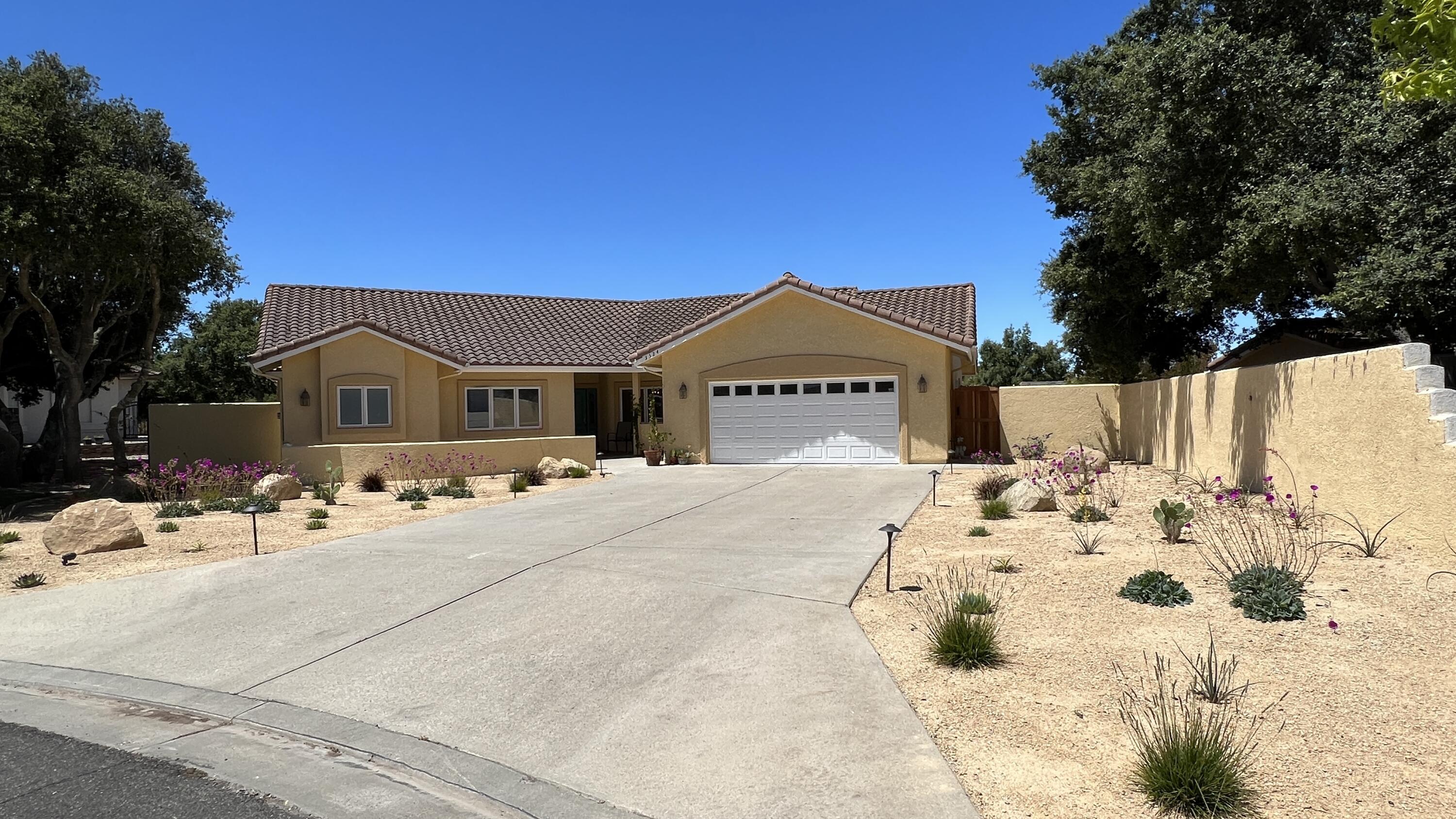 3324 Erica Place Lompoc, CA 93436 - Photo 2 of 33 IMG_3914