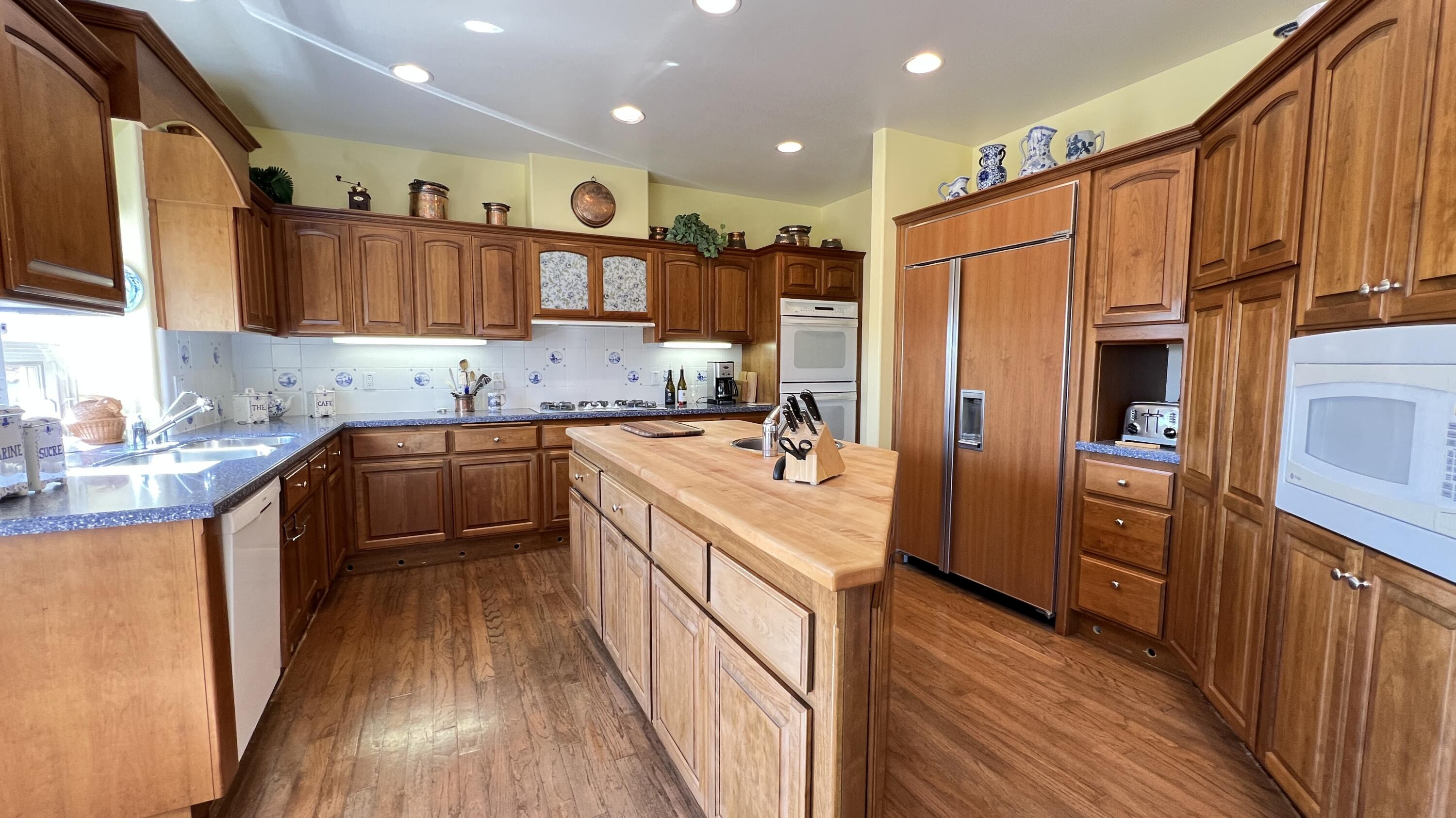 3324 Erica Place Lompoc, CA 93436 - Photo 7 of 33 IMG_3977