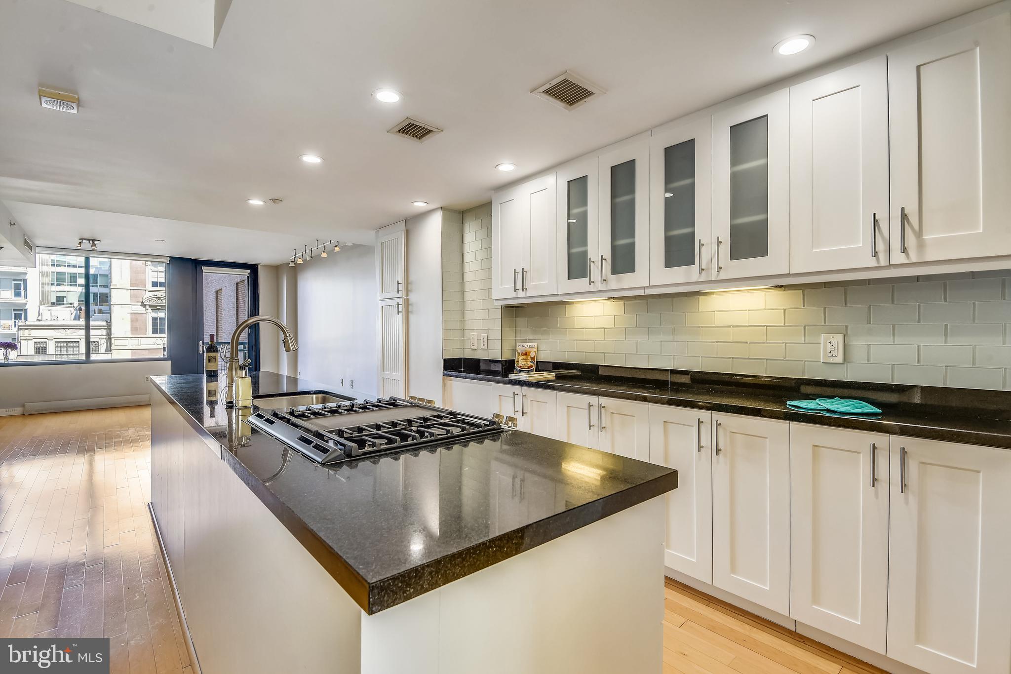 912 F Street Northwest, Unit 509 Washington, DC 20004 - Photo 11 of 54